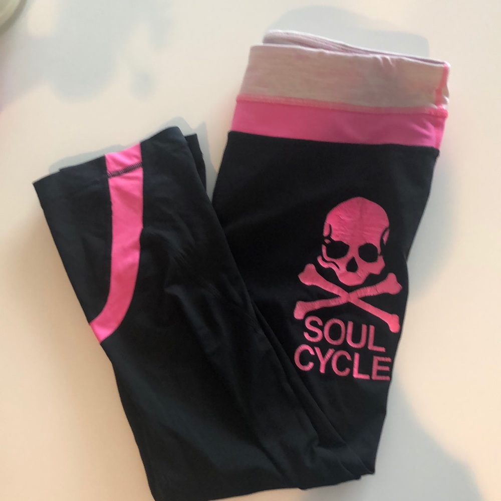 Cropped spandex